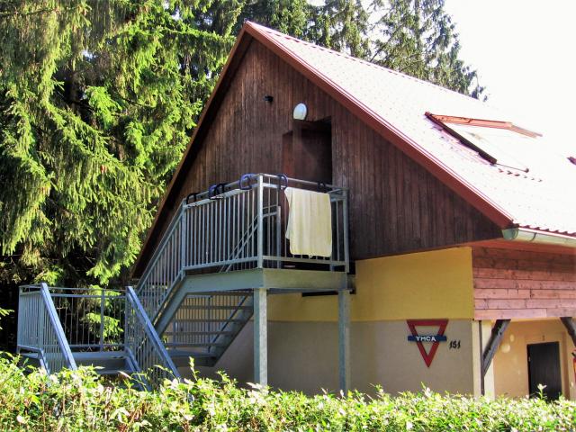 Táborová základna YMCA Pastviny Táborová základna YMCA Pastviny
